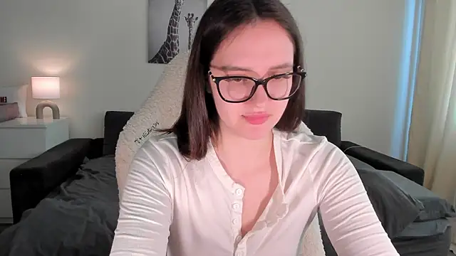 Sonia moon  online show from 03.23.25