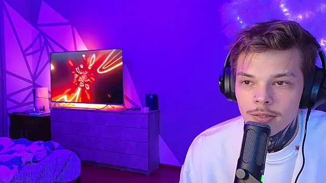 DENIS HERE online show from 01.10.25