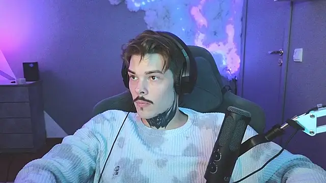 DENIS HERE online show from 01.30.25