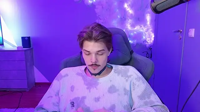 DENIS HERE online show from 01.31.25