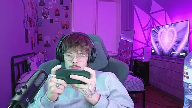 DENIS HERE online show from 02.11.25