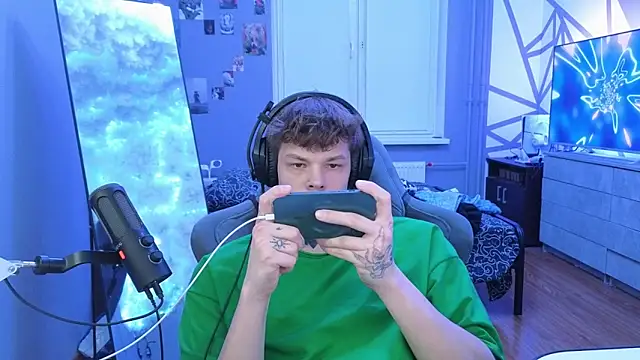 DENIS HERE online show from 03.20.25