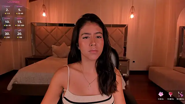 SussanElliot online show from 10.04.25