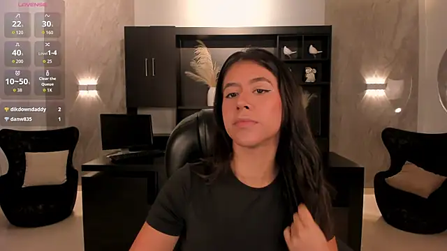 SussanElliot online show from 10.06.25