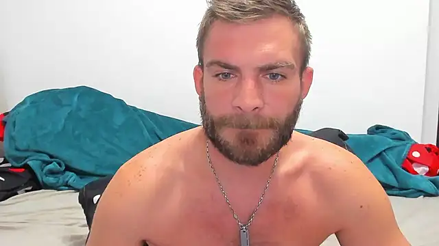 Snapshot of 10in_deluxe chatting on 12.15.24 10in deluxe online show from 12.15.24