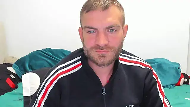 Snapshot of 10in_deluxe chatting on 12.25.24 10in deluxe online show from 12.25.24