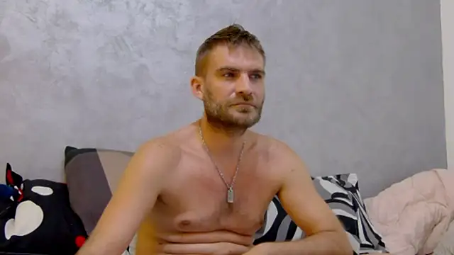 Snapshot of 10in_deluxe chatting on 09.15.25 10in deluxe online show from 09.15.25