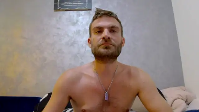 Snapshot of 10in_deluxe chatting on 09.18.25 10in deluxe online show from 09.18.25