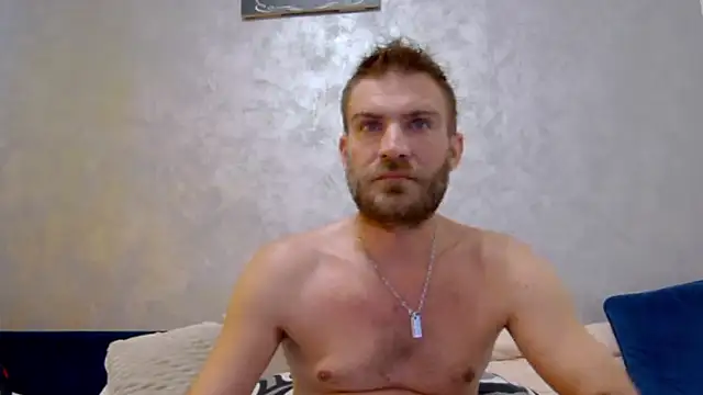 Snapshot of 10in_deluxe chatting on 09.20.25 10in deluxe online show from 09.20.25