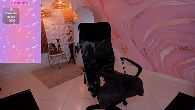 meliboobs  online show from 10.15.25