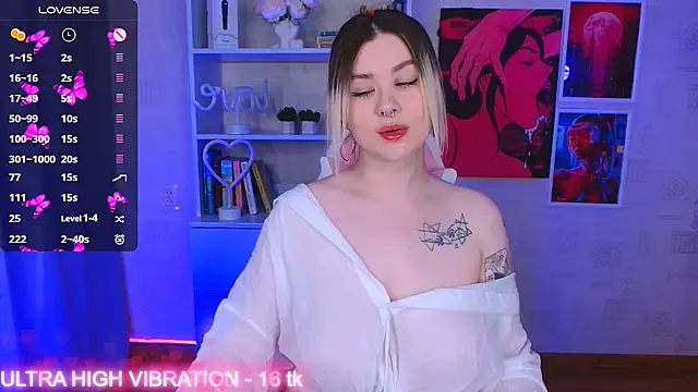 Snapshot of cutie_mili chatting on 03.14.25 cutie mili online show from 03.14.25