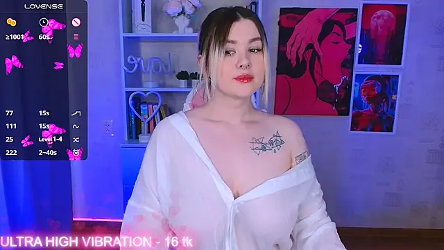 Snapshot of cutie_mili chatting on 03.14.25 cutie mili online show from 03.14.25