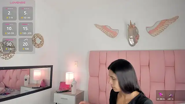 VeronikaOlsen online show from 12.17.24