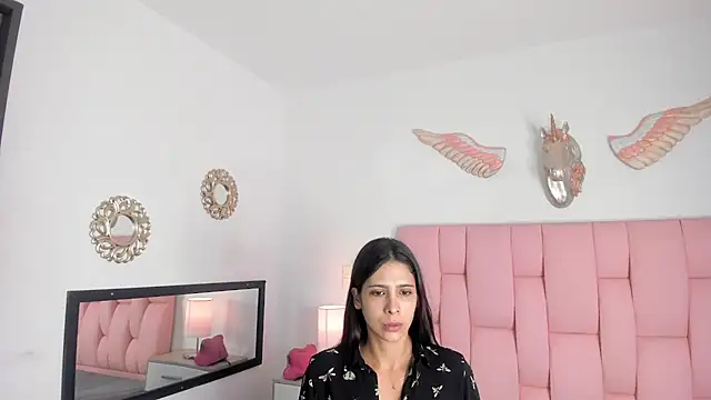 VeronikaOlsen online show from 12.25.24