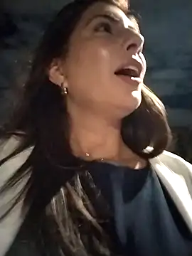 scarlett moore online show from 02.01.25