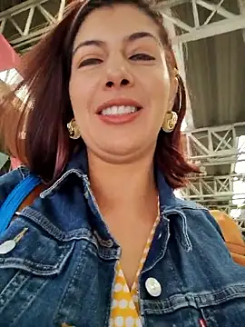 scarlett moore online show from 11.17.25