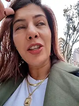 scarlett moore online show from 12.20.25