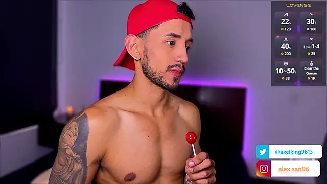 Snapshot of AxelKing1326 chatting on 09.27.25 AxelKing1326 online show from 09.27.25