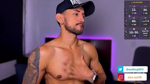 Snapshot of AxelKing1326 chatting on 09.30.25 AxelKing1326 online show from 09.30.25