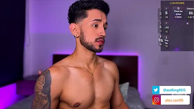 Snapshot of AxelKing1326 chatting on 10.20.25 AxelKing1326 online show from 10.20.25