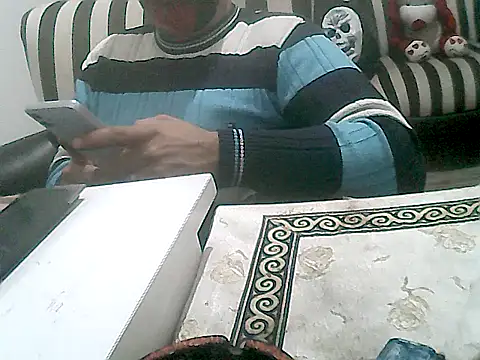 Snapshot of MezaRDanOnLineee chatting on 02.08.25 MezaRDanOnLineee online show from 02.08.25