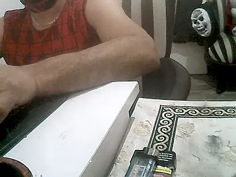 Snapshot of MezaRDanOnLineee chatting on 02.21.25 MezaRDanOnLineee online show from 02.21.25