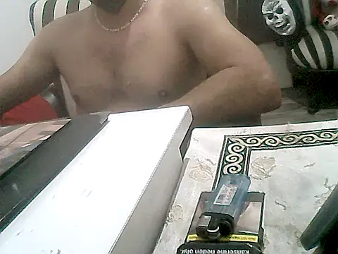 Snapshot of MezaRDanOnLineee chatting on 02.26.25 MezaRDanOnLineee online show from 02.26.25