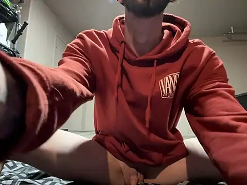 Snapshot of Intokink06 chatting on 12.31.24 Intokink06 online show from 12.31.24