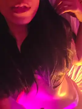 aloneathome online show from 12.19.25