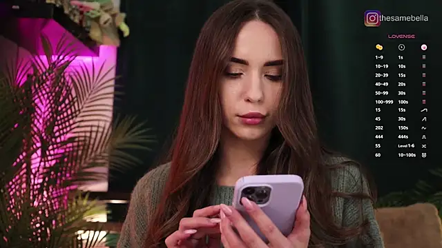 Snapshot of BabyYoda- chatting on 10.21.25 BabyYoda- online show from 10.21.25