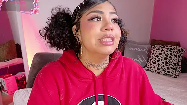 foxxy-lov3 online show from 02.19.26