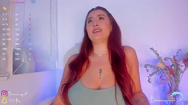 Snapshot of missbrianna chatting on 10.10.25 missbrianna online show from 10.10.25