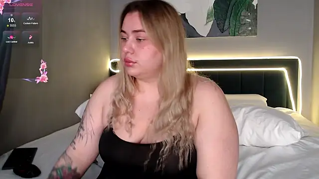 LadySambuca online show from 01.19.26