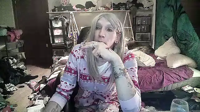 Ombeline1 online show from 01.18.25