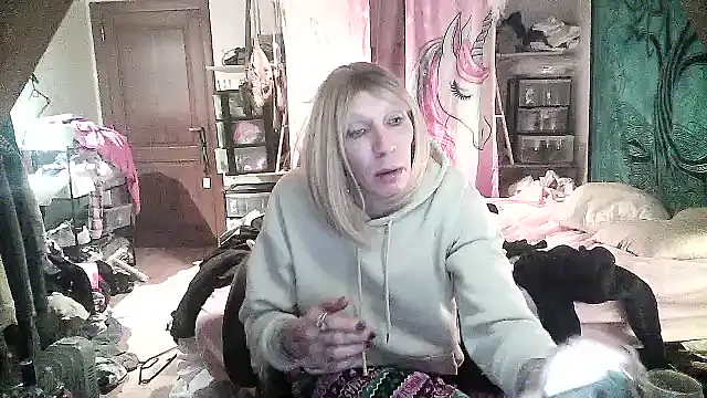 Ombeline1 online show from 01.20.25