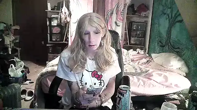 Ombeline1 online show from 01.24.25