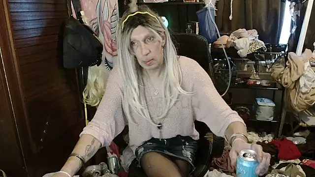 Ombeline1 online show from 12.03.25