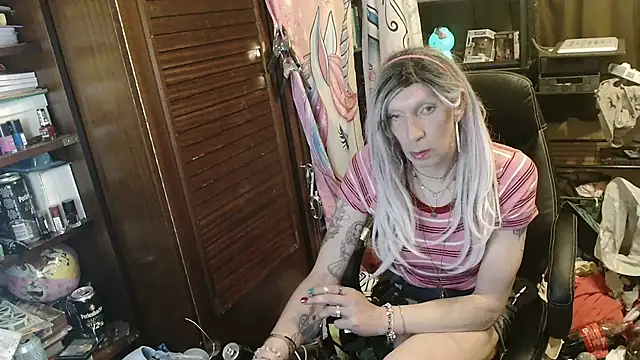 Ombeline1 online show from 04.17.26