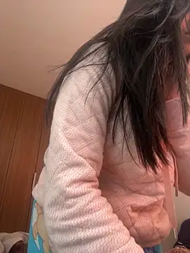 Juana19 online show from 11.22.25