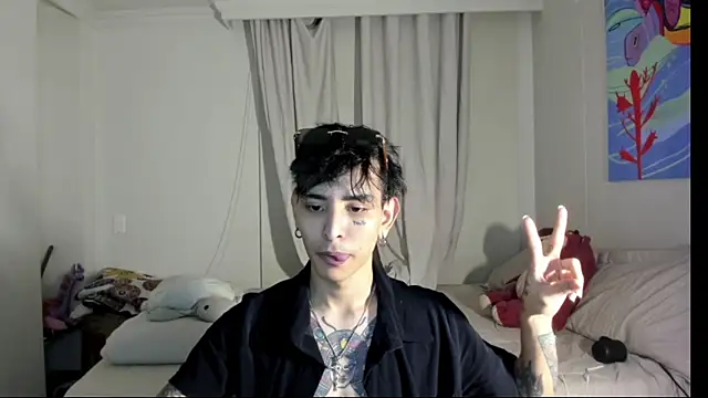 Snapshot of carti02 chatting on 02.03.25 carti02 online show from 02.03.25