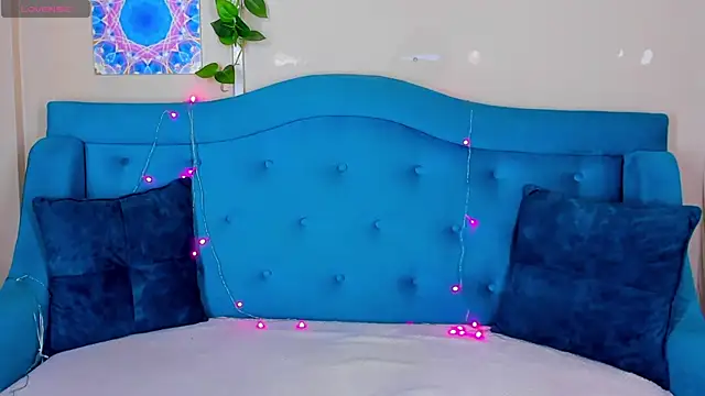 MilliStrii online show from 11.08.25