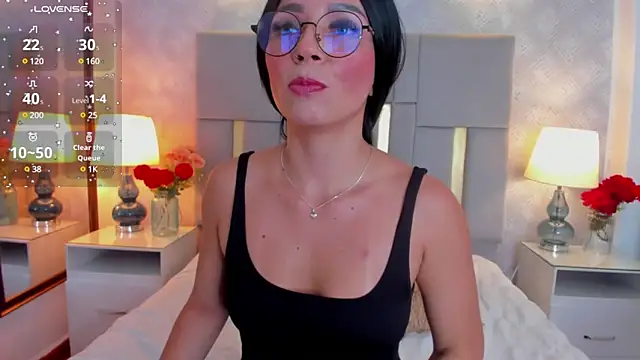 Snapshot of Camilaa_Sanchez_ chatting on 02.28.25 Camilaa Sanchez online show from 02.28.25