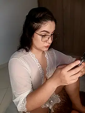 Lia Hurley online show from 02.23.26