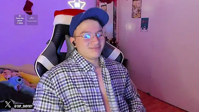 Snapshot of AustinSummerr chatting on 12.12.24 AustinSummerr online show from 12.12.24