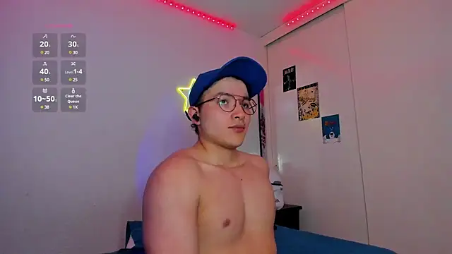 Snapshot of AustinSummerr chatting on 01.22.25 AustinSummerr online show from 01.22.25