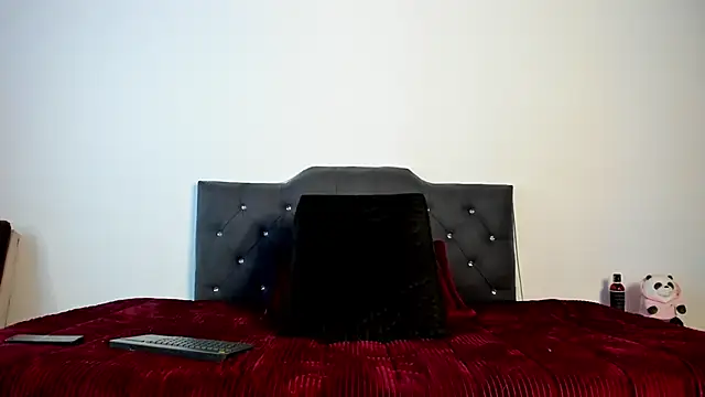 Snapshot of mariana_preciado chatting on 01.21.25 mariana preciado online show from 01.21.25