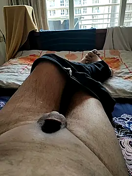 Snapshot of Nuttysub chatting on 02.22.25 Nuttysub online show from 02.22.25