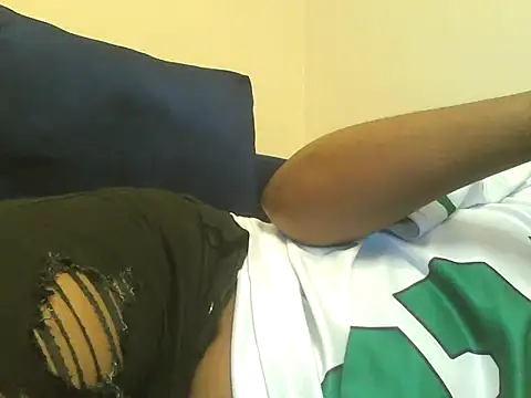 Snapshot of Sexy_Riri chatting on 09.29.25 Sexy Riri online show from 09.29.25