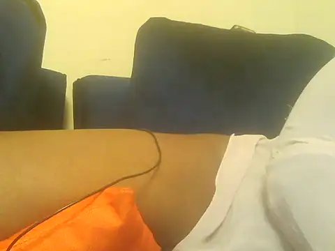 Snapshot of Sexy_Riri chatting on 10.03.25 Sexy Riri online show from 10.03.25