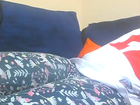 Snapshot of Sexy_Riri chatting on 10.11.25 Sexy Riri online show from 10.11.25